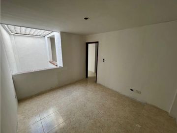 Casa de dos pisos más terraza en venta Barrio Las Mercedes Palmira