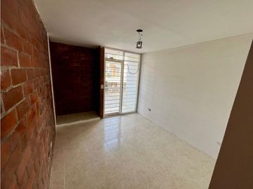 Casa de dos pisos más terraza en venta Barrio Las Mercedes Palmira