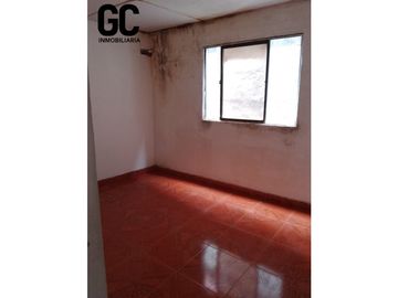 Se venden casa y apartamento en barrio centro