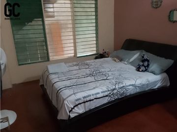 Se venden casa y apartamento en barrio centro