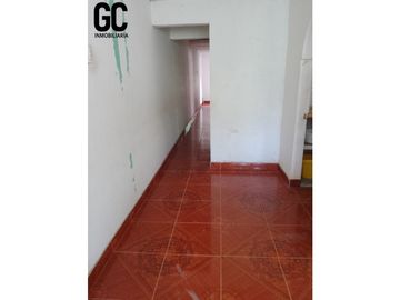Se venden casa y apartamento en barrio centro