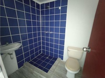 Casa multifamiliar de tres pisos en venta Barrio Olímpico Palmira