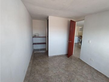 Casa multifamiliar de tres pisos en venta Barrio Olímpico Palmira
