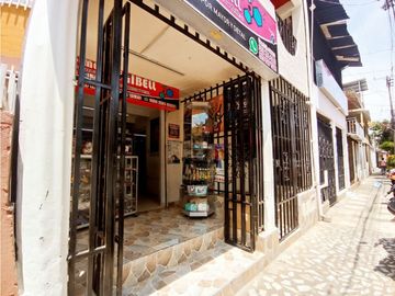SE VENDE HERMOSA CASA DE 4 PISOS EN EL BARRIO VILLA DEL PRADO