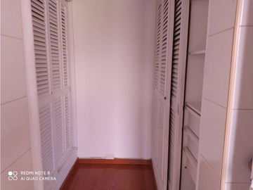 OFREZCO VENTA - ARRIENDO CASA COLINA CAMPESTRE (PA)