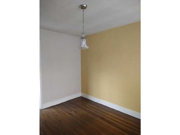Venta casa en Chapinero con apartaestudio
