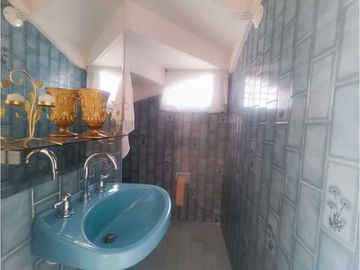 Venta casa en Chapinero con apartaestudio