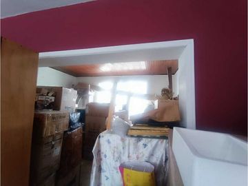 Venta casa en Chapinero con apartaestudio