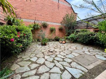 Vendo casa en Envigado, Loma de las Brujas