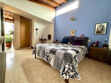Vendo casa en Envigado, Loma de las Brujas