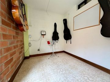 Vendo casa en Envigado, Loma de las Brujas