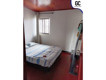 Casa en venta / soledad 2000