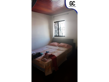 Casa en venta / soledad 2000