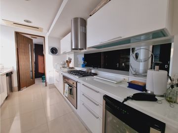 VENTA Apartamento en Castillogrande, Edificio Puerta del Mar