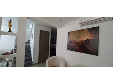Vendo casa amoblada, de tres niveles, Barrio Jardin