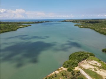 Venta lote canal condominio Marina de Baru, Isla de Baru en Cartagena