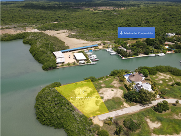 Lote EN VENTA sobre canal condominio Marina de Baru en Cartagena