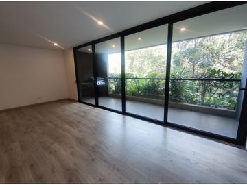 Apartamento en cesión de derechos en Altos del Poblado