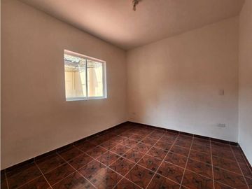 CASA EN VENTA BARRIO MANUEL MARIA BUENAVENTURA - ZONA CENTRO