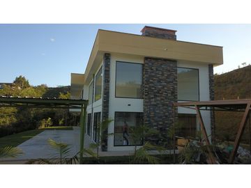 Casa Campestre Luxurious Para Estrenar Sector Aeropuerto