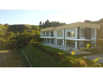 Casa Campestre Luxurious Para Estrenar Sector Aeropuerto