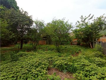 SE VENDE PROPIEDAD  CASA + LOTE EN VIJES