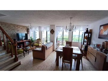Se vende apartamento duplex remodelado en el norte de Armenia Quindio