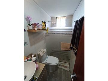 Se vende apartamento duplex remodelado en el norte de Armenia Quindio