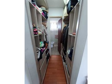 Se vende apartamento duplex remodelado en el norte de Armenia Quindio
