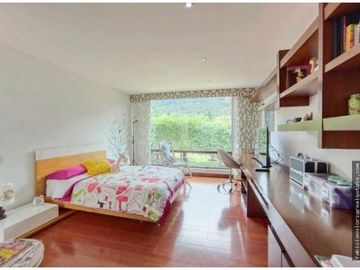 OPORTUNIDAD VENDO EXCLUSIVA CASA EN KALAMARY CLUB HOUSE CHIA