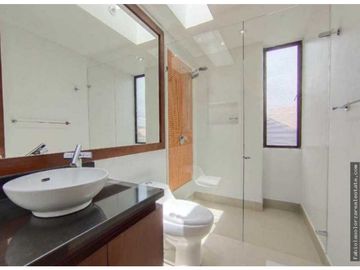OPORTUNIDAD VENDO EXCLUSIVA CASA EN KALAMARY CLUB HOUSE CHIA