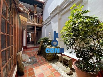 VENTA CASA LA CANDELARIA, BOGOT
