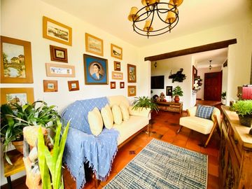 Casa campestre independiente en venta Envigado - Loma El Escobero