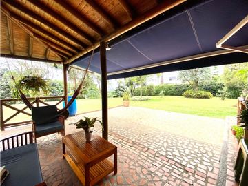 Casa campestre independiente en venta Envigado - Loma El Escobero