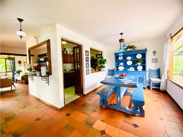 Casa campestre independiente en venta Envigado - Loma El Escobero