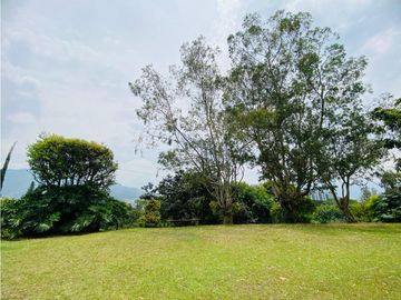 Casa campestre independiente en venta Envigado - Loma El Escobero