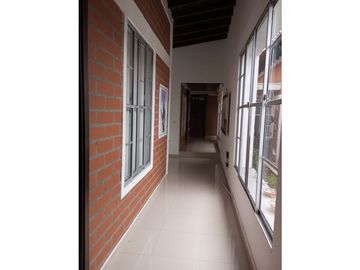 VENDO CASA  CAMPESTRE  CERCA A LA CIUDAD