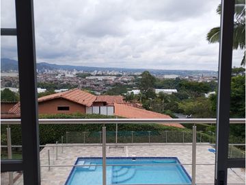 VENDO CASA  CAMPESTRE  CERCA A LA CIUDAD