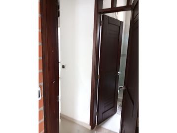 VENDO CASA  CAMPESTRE  CERCA A LA CIUDAD