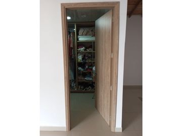 VENDO CASA  CAMPESTRE  CERCA A LA CIUDAD