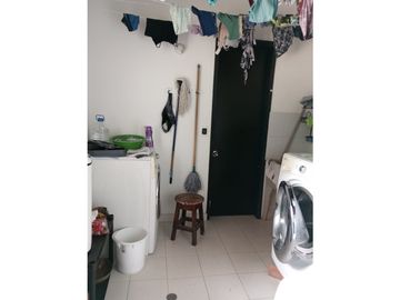 VENDO CASA  CAMPESTRE  CERCA A LA CIUDAD