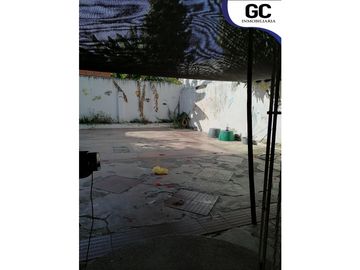 Se vende casa amplia barrio centro soledad