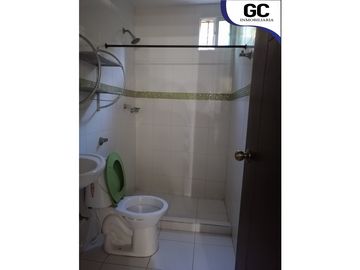 Se vende casa amplia barrio centro soledad