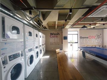 SE VENDE HERMOSO APARTA-ESTUDIO AMOBLADO EN EL BARRIO LA FLORA