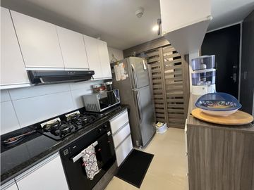 VENTA APARTAMENTO SOBRE LA AVENIDA CENTENARIO ARMENIA Q.