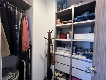 VENTA APARTAMENTO SOBRE LA AVENIDA CENTENARIO ARMENIA Q.