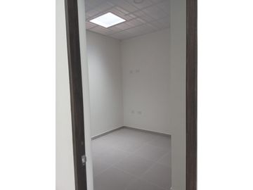 LUXA VENDE CASA  NUEVA BARRIO EL RETIRO SECTOR SUR