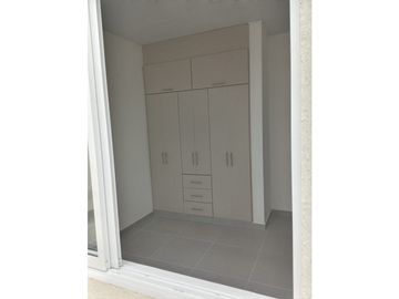 LUXA VENDE CASA  NUEVA BARRIO EL RETIRO SECTOR SUR