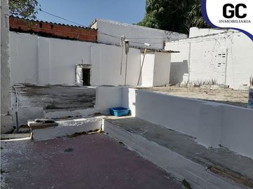 Se vende casa en el centro soledad