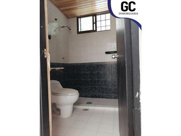 Se vende casa en el centro soledad